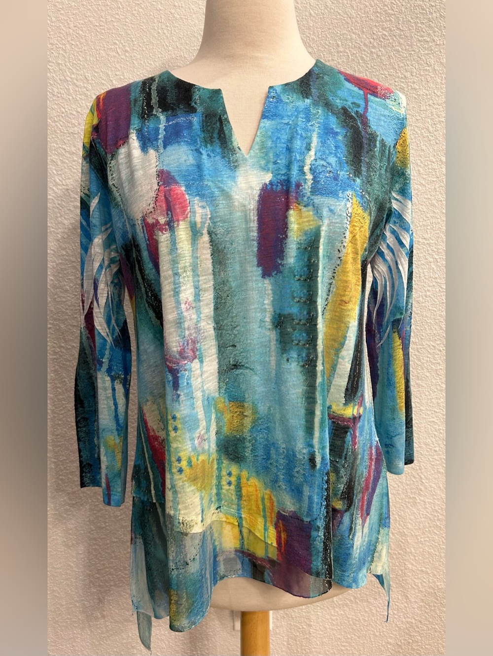 Jess & Jane multicolor abstract watercolor 3/4 quarter length sleeve top medium